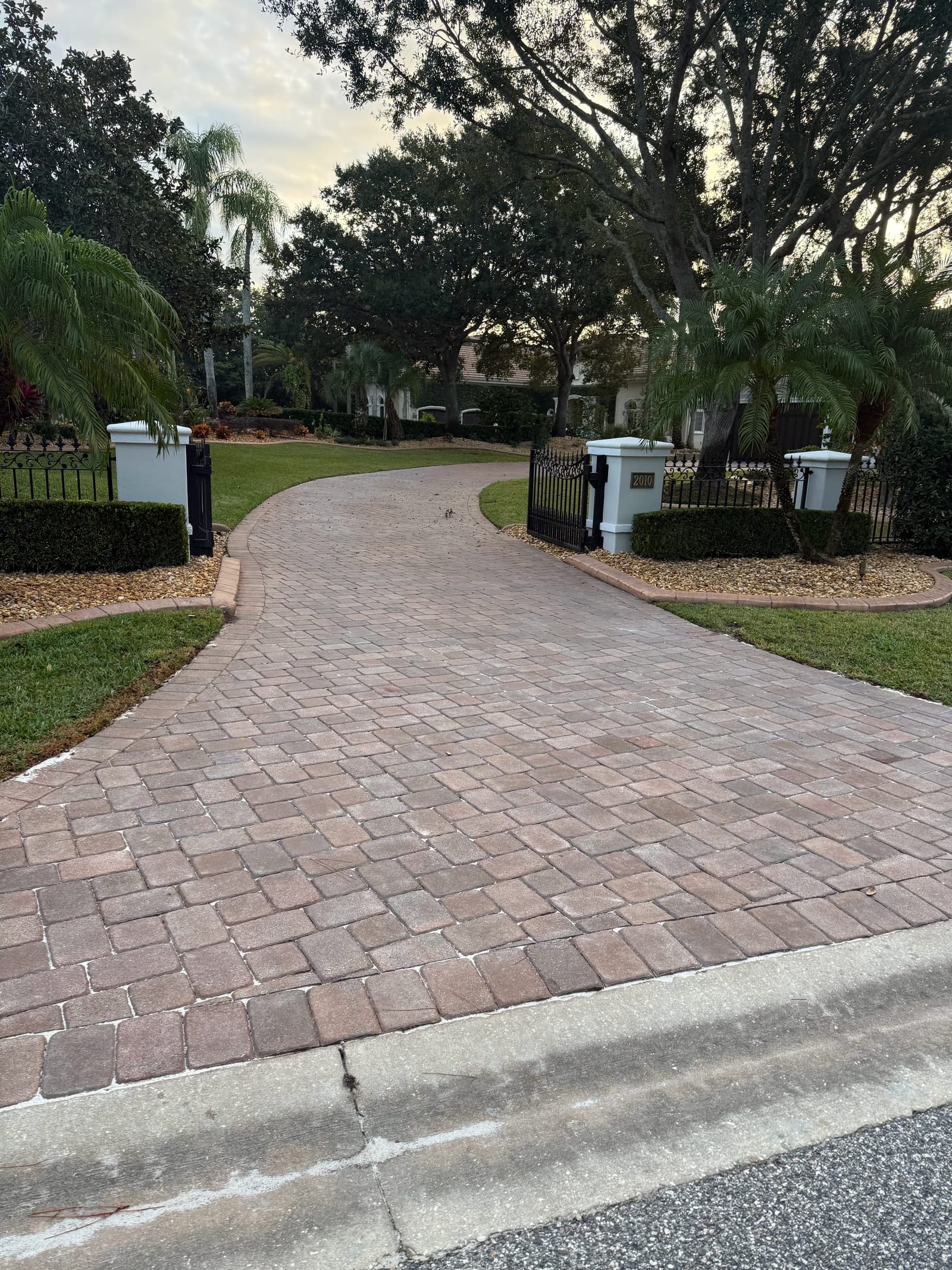 Fly-in property pavers before paver sealing